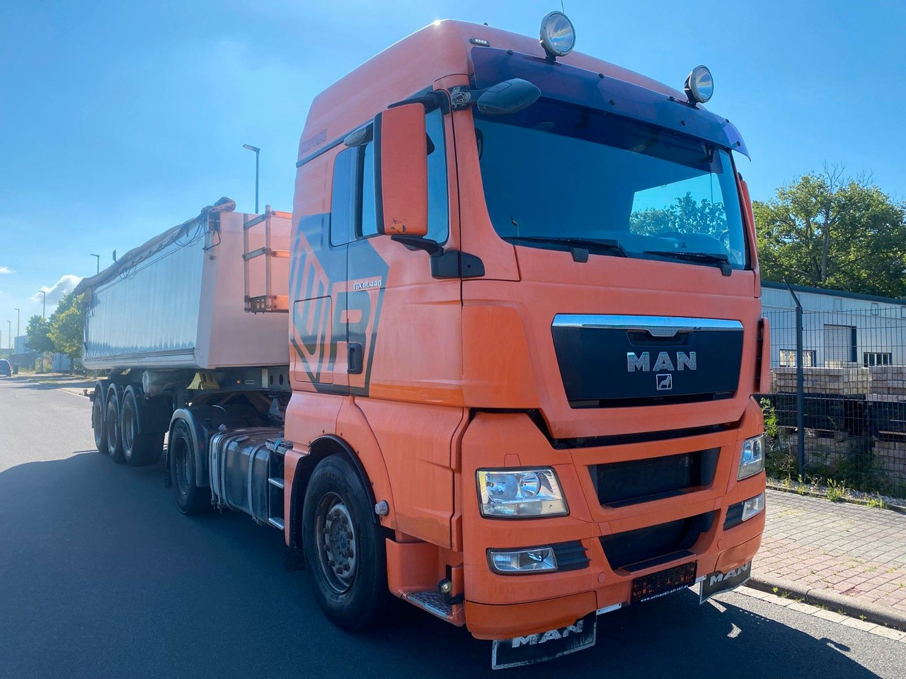 MAN TGX 18.440 4x2 KIPPHYDRAULIK - Trekker: afbeelding 2 MAN TGX 18.440 4x2 KIPPHYDRAULIK - Trekker: afbeelding 2