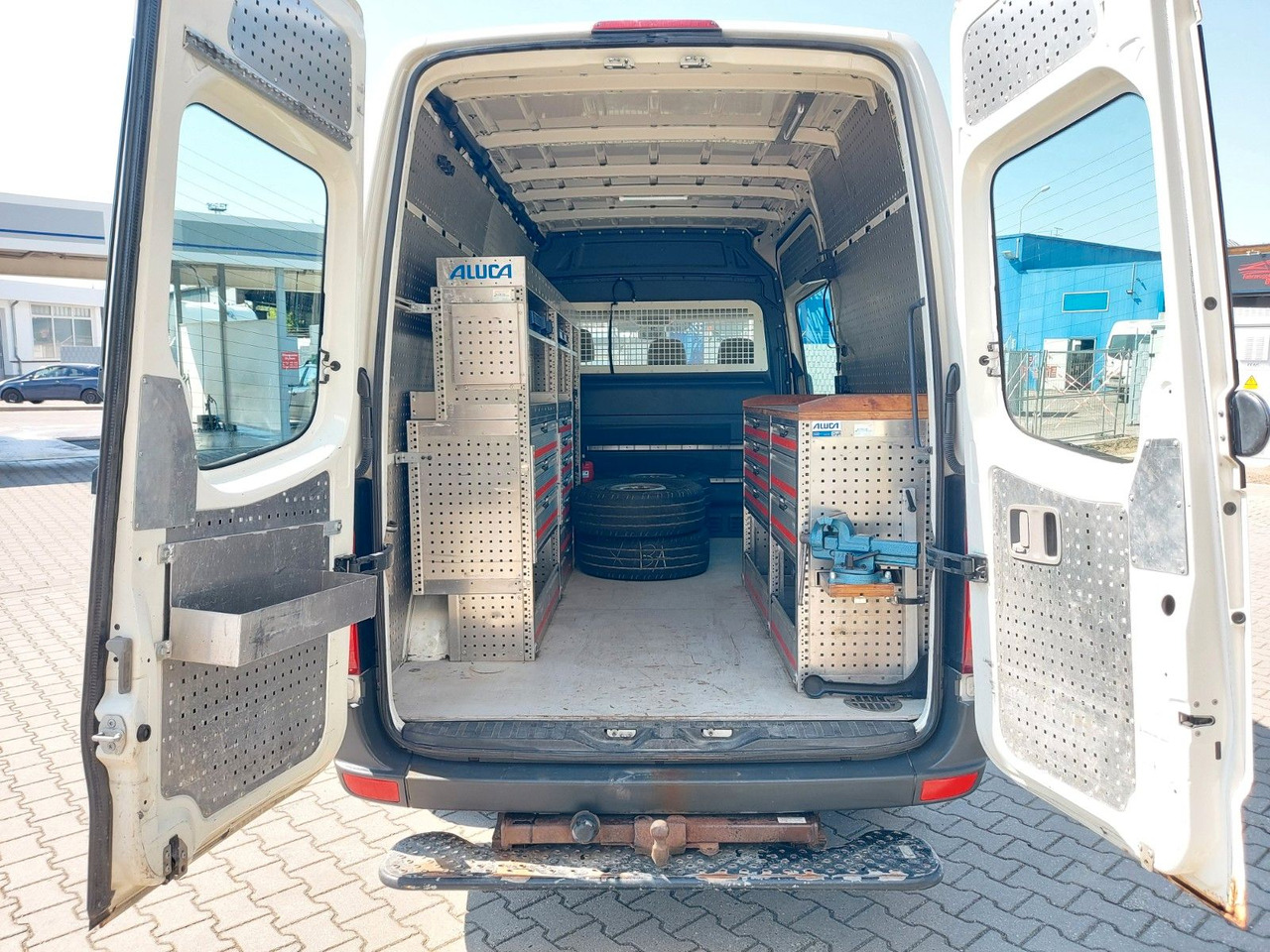 Volkswagen Crafter Kasten 35 mittel L2H2 Hochdach KLIMA AHK - Personenvervoer: afbeelding 2 Volkswagen Crafter Kasten 35 mittel L2H2 Hochdach KLIMA AHK - Personenvervoer: afbeelding 2