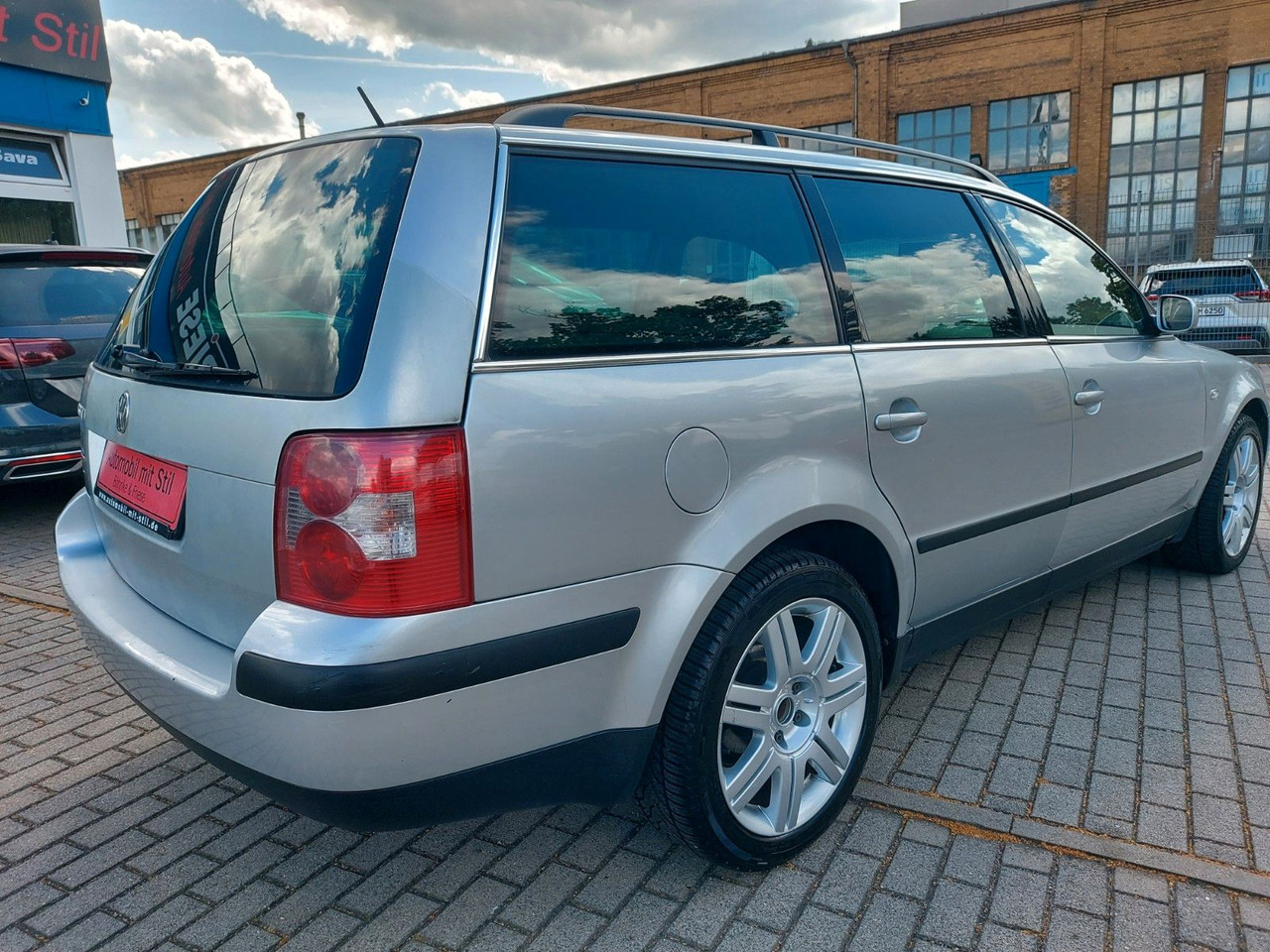 Volkswagen Passat Variant Family Klima Sitzheizung - Personenwagen: afbeelding 4 Volkswagen Passat Variant Family Klima Sitzheizung - Personenwagen: afbeelding 4