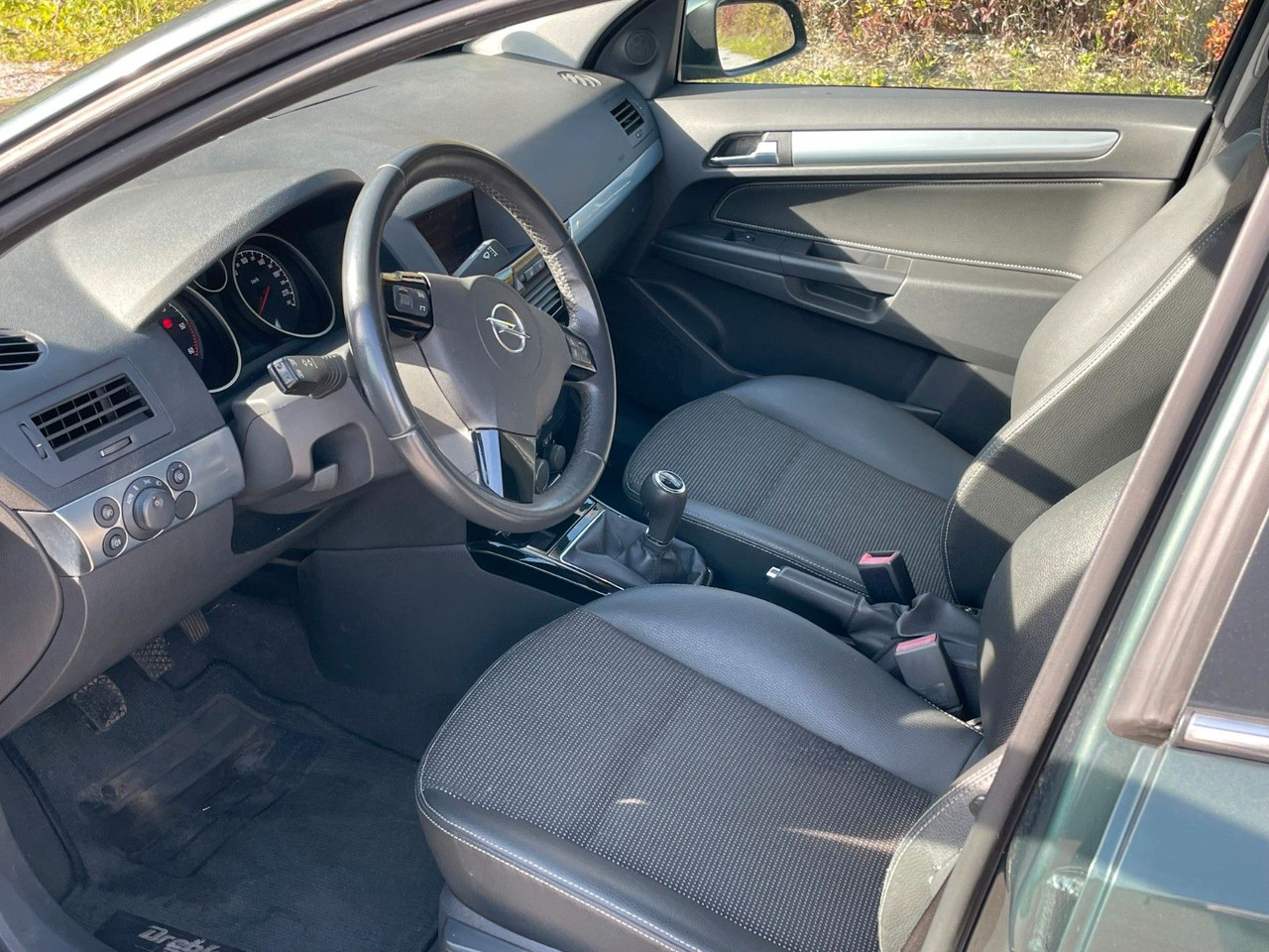 Opel Astra H Caravan Innovation "110 Jahre" TÜV NEU! - Personenwagen: afbeelding 5 Opel Astra H Caravan Innovation "110 Jahre" TÜV NEU! - Personenwagen: afbeelding 5