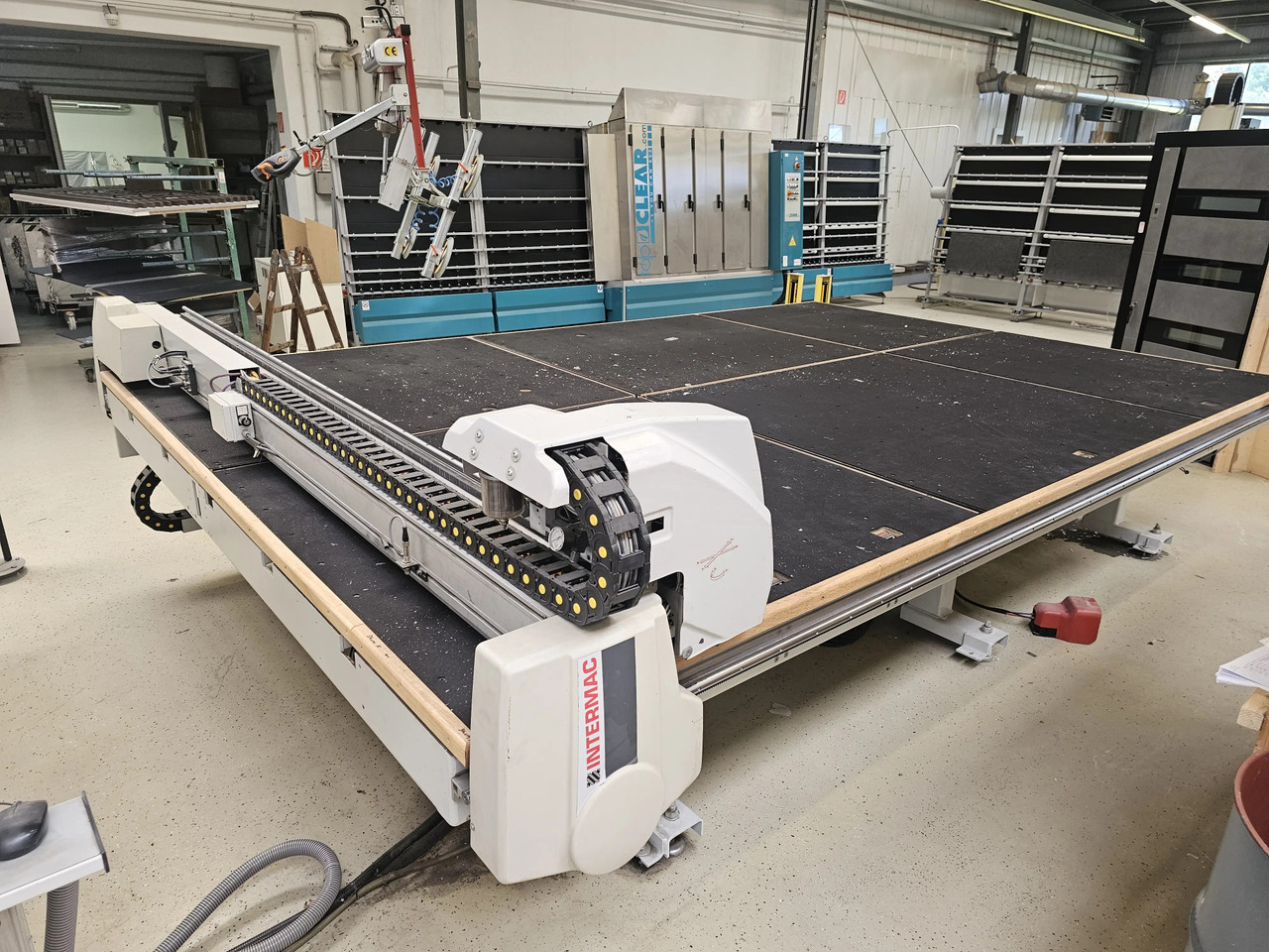 1 Stk. CNC Glasplatten Schneideanlage (Intermac) - Werktuigmachine: afbeelding 1 1 Stk. CNC Glasplatten Schneideanlage (Intermac) - Werktuigmachine: afbeelding 1