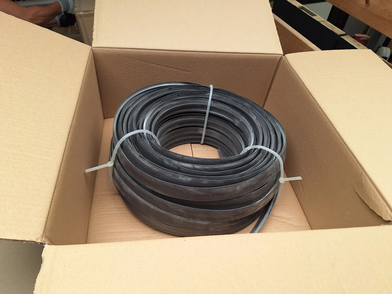 1 Stk. Dichtungsprofil - Werkplaats toebehoor: afbeelding 1 1 Stk. Dichtungsprofil - Werkplaats toebehoor: afbeelding 1