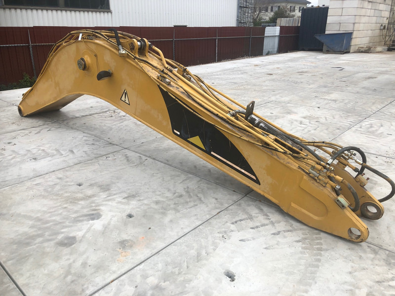 Caterpillar 322B Excavator Boom OEM 1372894 - Aanbouwdeel: afbeelding 2 Caterpillar 322B Excavator Boom OEM 1372894 - Aanbouwdeel: afbeelding 2