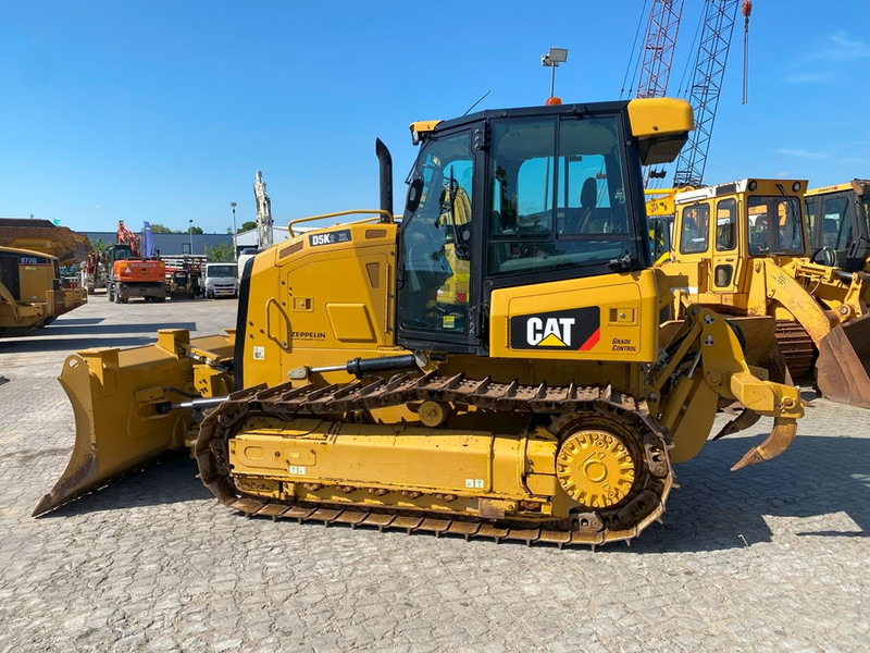 Caterpillar D5K2 XL NVT - Bulldozer: afbeelding 2 Caterpillar D5K2 XL NVT - Bulldozer: afbeelding 2