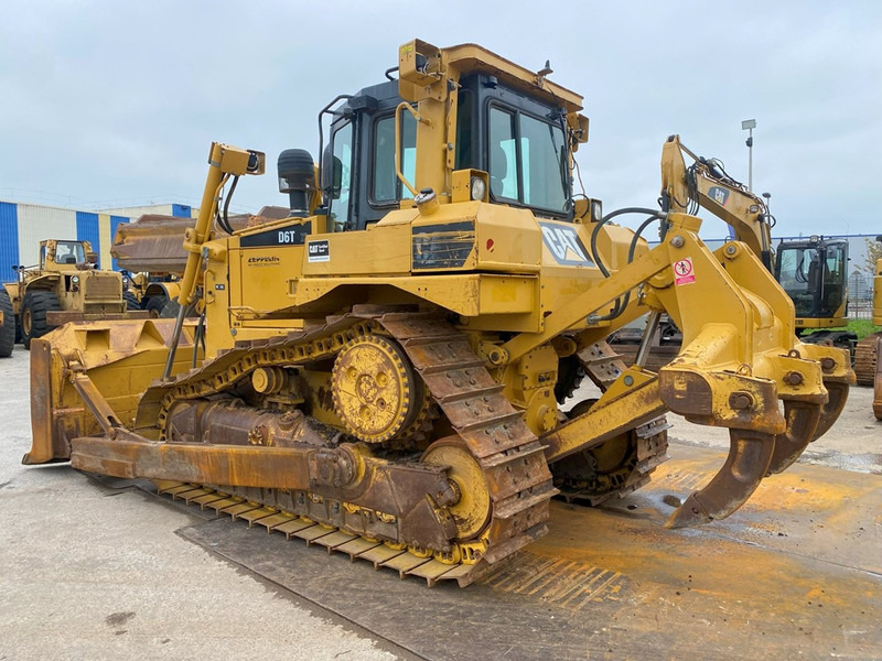 Caterpillar D6T XL NVT - Bulldozer: afbeelding 2 Caterpillar D6T XL NVT - Bulldozer: afbeelding 2