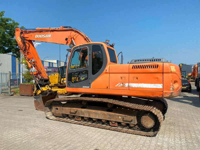 Doosan DX 225 LC-3 NVT - Rupsgraafmachine: afbeelding 1 Doosan DX 225 LC-3 NVT - Rupsgraafmachine: afbeelding 1