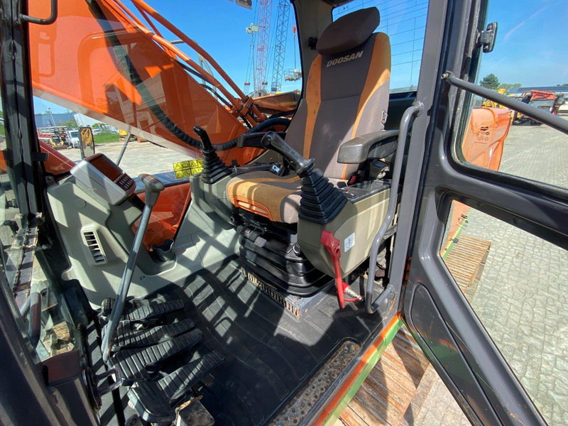 Doosan DX 255 LC NVT - Rupsgraafmachine: afbeelding 3 Doosan DX 255 LC NVT - Rupsgraafmachine: afbeelding 3