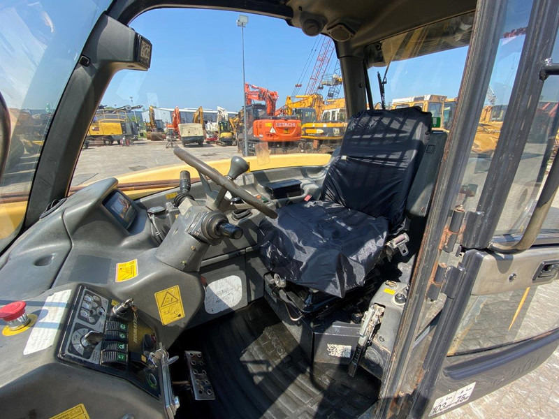 Komatsu WA716 NVT - Verreiker: afbeelding 3 Komatsu WA716 NVT - Verreiker: afbeelding 3