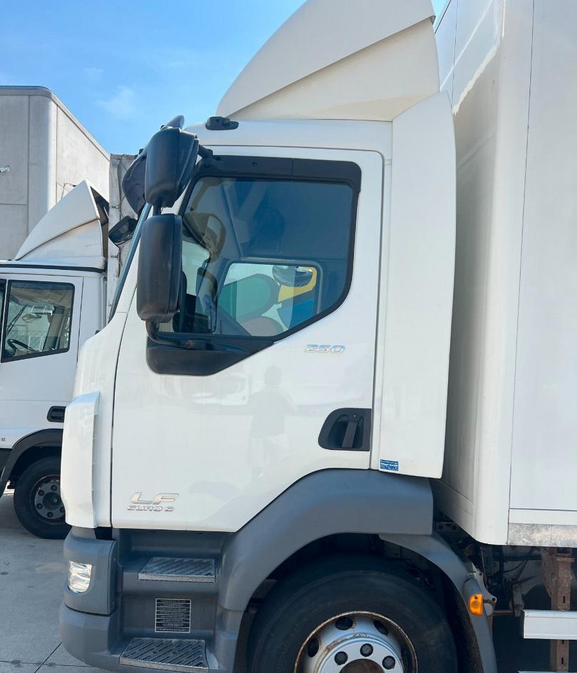 Daf lf 250 fa furgone 8 mt euro 6 - Bakwagen: afbeelding 4 Daf lf 250 fa furgone 8 mt euro 6 - Bakwagen: afbeelding 4