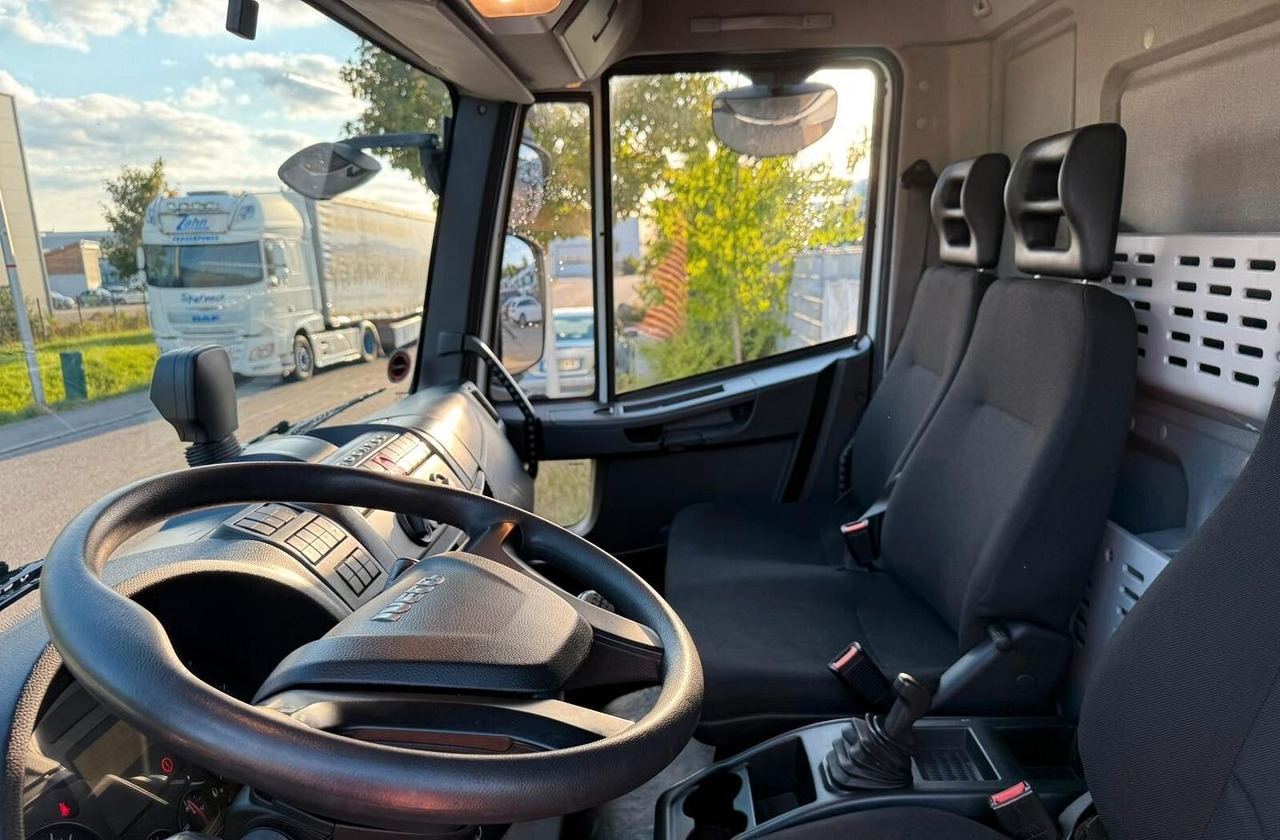Schuifzeilen vrachtwagen Iveco: afbeelding 9 Schuifzeilen vrachtwagen Iveco: afbeelding 9