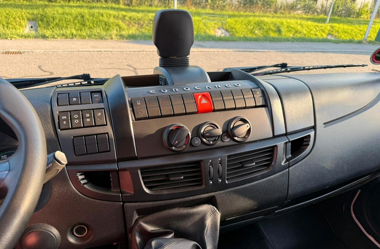 Schuifzeilen vrachtwagen Iveco: afbeelding 6 Schuifzeilen vrachtwagen Iveco: afbeelding 6