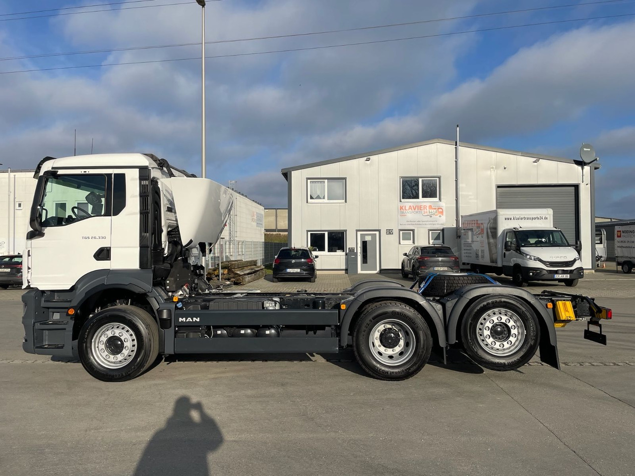 MAN TGS 26.330 6x2-4BL Fahrgestell/NLA/AC/EU6e - Chassis vrachtwagen: afbeelding 4 MAN TGS 26.330 6x2-4BL Fahrgestell/NLA/AC/EU6e - Chassis vrachtwagen: afbeelding 4