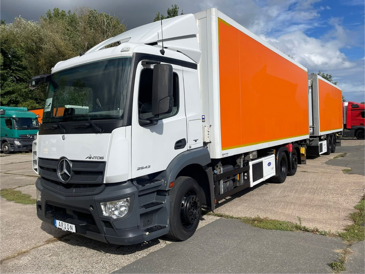 Mercedes-Benz Antos 2543 6x2 Kühlkoffer/CARRIER/NLA/LBW/AC/EU6 - Koelwagen vrachtwagen: afbeelding 3 Mercedes-Benz Antos 2543 6x2 Kühlkoffer/CARRIER/NLA/LBW/AC/EU6 - Koelwagen vrachtwagen: afbeelding 3