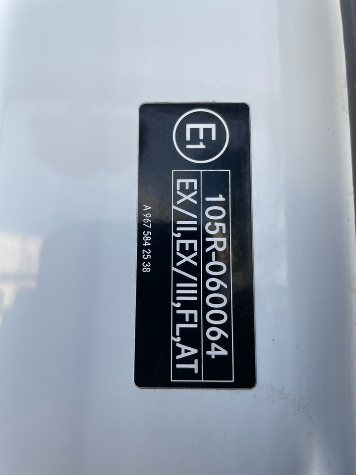 Bakwagen Mercedes-Benz Atego 1218 4x2 Koffer/FULL-ADR/EXIII/LBW/AC/EU6d: afbeelding 19 Bakwagen Mercedes-Benz Atego 1218 4x2 Koffer/FULL-ADR/EXIII/LBW/AC/EU6d: afbeelding 19