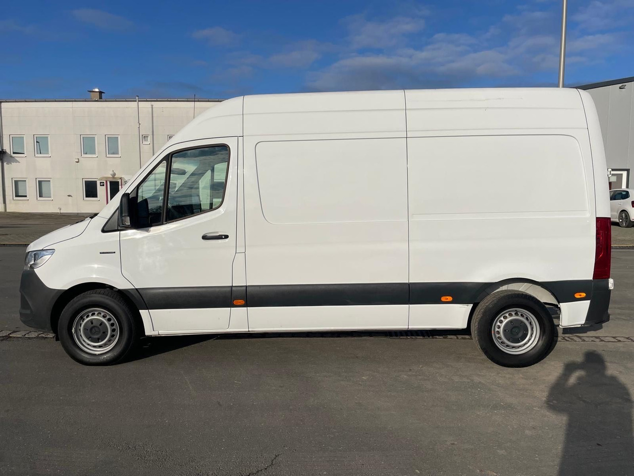 Mercedes-Benz eSprinter L2H2 Kastenwagen/47KW/AC/Kamera - Gesloten bestelwagen, Elektrische bedrijfswagen: afbeelding 4 Mercedes-Benz eSprinter L2H2 Kastenwagen/47KW/AC/Kamera - Gesloten bestelwagen, Elektrische bedrijfswagen: afbeelding 4