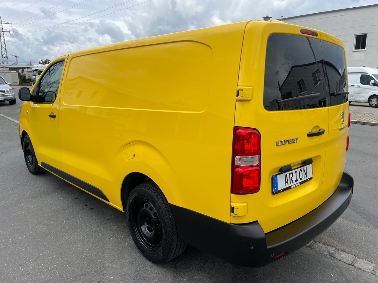 Peugeot Expert Kasten Pro L3/2.0 BlueHDI/AC/15xVerfügbar - Kleine bestelwagen: afbeelding 4 Peugeot Expert Kasten Pro L3/2.0 BlueHDI/AC/15xVerfügbar - Kleine bestelwagen: afbeelding 4