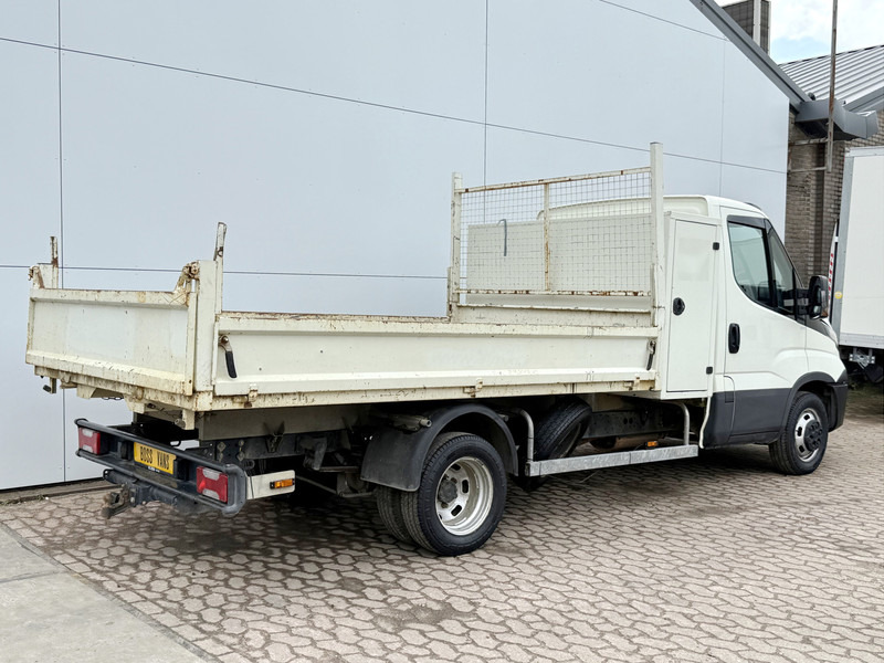 Iveco Daily 35C12 2.3 Kipper Dubbellucht 3.5t Trekhaak Airco Cruise Control Lucht geveerde stoel - Kipper bestelwagen: afbeelding 4 Iveco Daily 35C12 2.3 Kipper Dubbellucht 3.5t Trekhaak Airco Cruise Control Lucht geveerde stoel - Kipper bestelwagen: afbeelding 4
