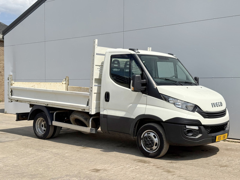Iveco Daily 35C12 2.3 Kipper Dubbellucht Trekhaak Airco Cruise Control Lucht Geveerde Stoel - Kipper bestelwagen: afbeelding 5 Iveco Daily 35C12 2.3 Kipper Dubbellucht Trekhaak Airco Cruise Control Lucht Geveerde Stoel - Kipper bestelwagen: afbeelding 5