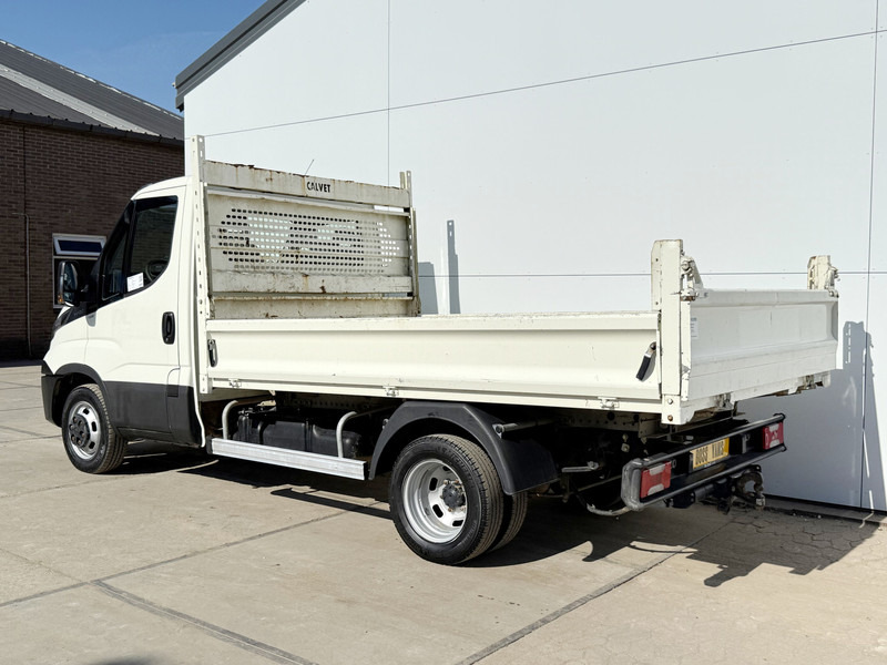 Iveco Daily 35C12 2.3 Kipper Dubbellucht Trekhaak Airco Cruise Control Lucht Geveerde Stoel - Kipper bestelwagen: afbeelding 3 Iveco Daily 35C12 2.3 Kipper Dubbellucht Trekhaak Airco Cruise Control Lucht Geveerde Stoel - Kipper bestelwagen: afbeelding 3