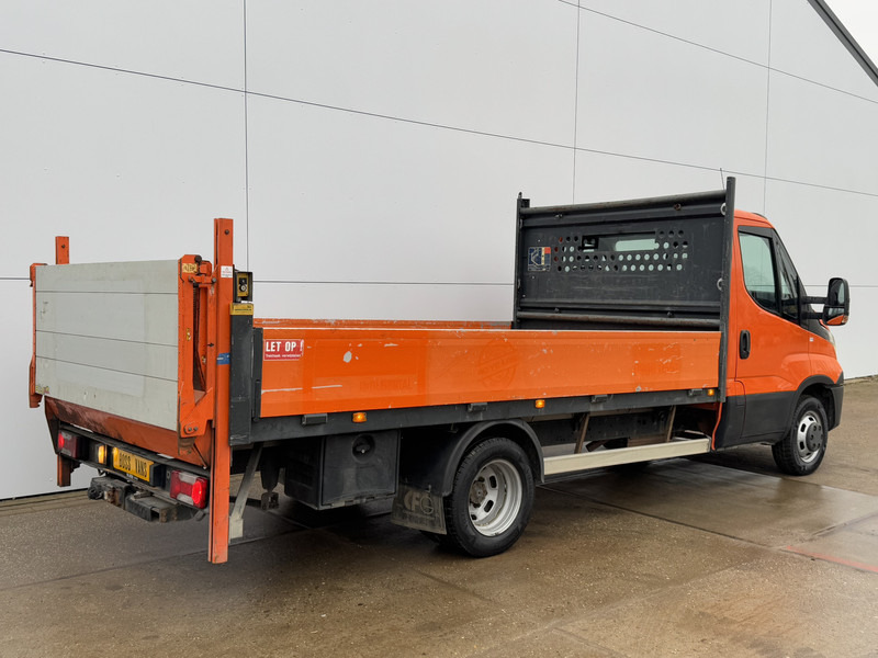 Iveco Daily 35C15 Open Laadbak 3.5t Trekhaak Laadklep Pritische Pick up - Bestelwagen open laadbak: afbeelding 3 Iveco Daily 35C15 Open Laadbak 3.5t Trekhaak Laadklep Pritische Pick up - Bestelwagen open laadbak: afbeelding 3