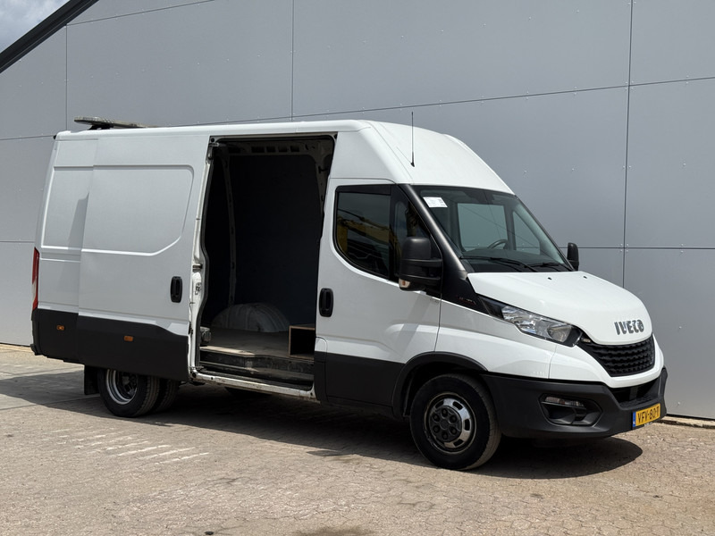 Iveco Daily 35C18 3.0 L2H2 Airco Cruise Control 3,5 Tons Trekhaak 5-26 APK Lucht geveerde stoel - Kleine bestelwagen: afbeelding 5 Iveco Daily 35C18 3.0 L2H2 Airco Cruise Control 3,5 Tons Trekhaak 5-26 APK Lucht geveerde stoel - Kleine bestelwagen: afbeelding 5