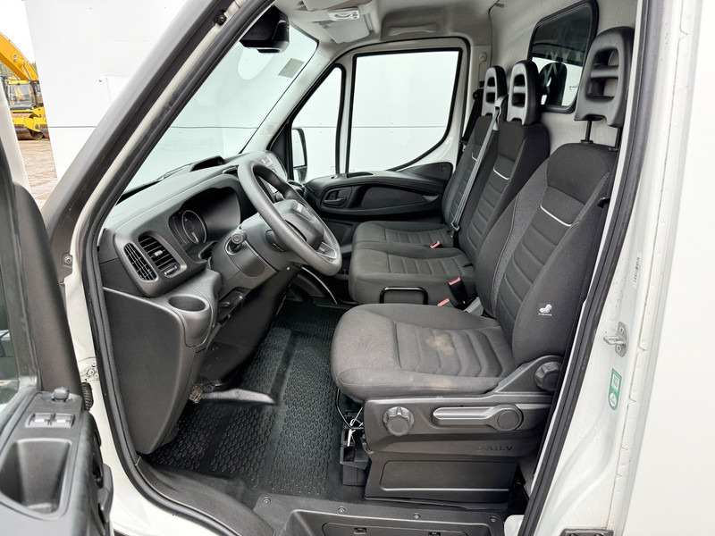 Iveco Daily 35S16 2.3 Automaat L4H2 Airco Climate Control - Gesloten bestelwagen: afbeelding 5 Iveco Daily 35S16 2.3 Automaat L4H2 Airco Climate Control - Gesloten bestelwagen: afbeelding 5