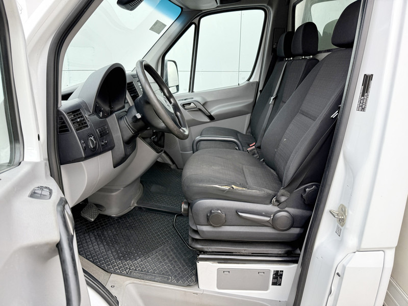 Mercedes-Benz Sprinter 316 2.2 CDI Automaat Laadklep Lane Assist Standkachel Climate Control Bakwagen Meubelbak - Bestelwagen gesloten laadbak: afbeelding 5 Mercedes-Benz Sprinter 316 2.2 CDI Automaat Laadklep Lane Assist Standkachel Climate Control Bakwagen Meubelbak - Bestelwagen gesloten laadbak: afbeelding 5