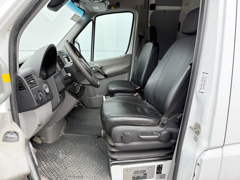Gesloten bestelwagen Mercedes-Benz Sprinter 316 2.2 CDI L2H2 Airco Achteruitrijcamera Trekhaak Lucht geveerde stoel: afbeelding 7