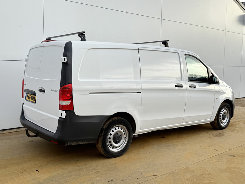 Mercedes-Benz Vito 114 1.9 CDI Automaat L2H1 Adaptieve Cruise Control Climate Control Trekhaak Carplay Camera Dakrails - Kleine bestelwagen: afbeelding 3 Mercedes-Benz Vito 114 1.9 CDI Automaat L2H1 Adaptieve Cruise Control Climate Control Trekhaak Carplay Camera Dakrails - Kleine bestelwagen: afbeelding 3