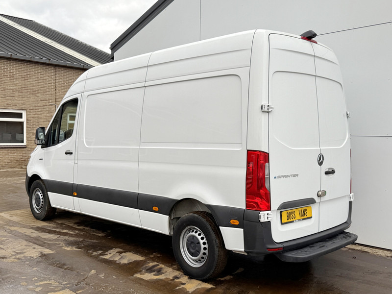 Mercedes-Benz eSprinter 112 L2H2 100% Elektrisch 55kWh 168km WLTP 80kw Snelladen Climate Control Camera Stoelverwarming - Gesloten bestelwagen, Elektrische bedrijfswagen: afbeelding 2 Mercedes-Benz eSprinter 112 L2H2 100% Elektrisch 55kWh 168km WLTP 80kw Snelladen Climate Control Camera Stoelverwarming - Gesloten bestelwagen, Elektrische bedrijfswagen: afbeelding 2