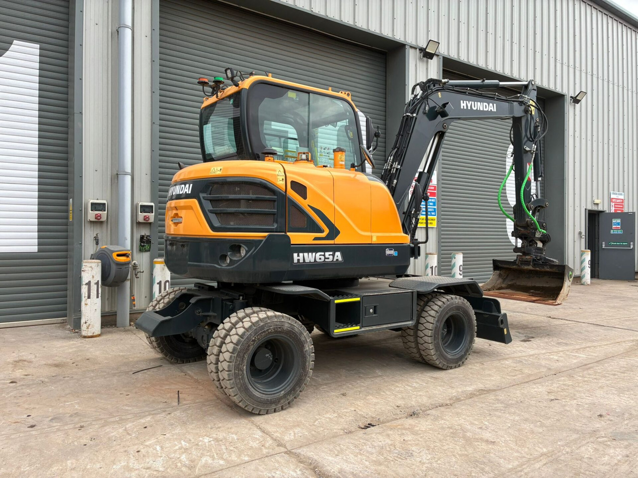 Hyundai HW65AH Ex Demo - Mobiele graafmachine: afbeelding 4 Hyundai HW65AH Ex Demo - Mobiele graafmachine: afbeelding 4