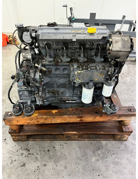 Deutz bf4m1013ec for Sennebogen 821 - Motor: afbeelding 1 Deutz bf4m1013ec for Sennebogen 821 - Motor: afbeelding 1