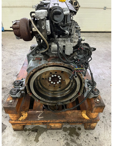 Deutz bf4m1013ec for Sennebogen 821 - Motor: afbeelding 4 Deutz bf4m1013ec for Sennebogen 821 - Motor: afbeelding 4