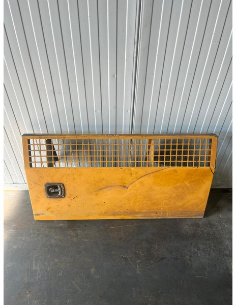 Liebherr A904 Li/A904C Li/R904/R904C - Bumper: afbeelding 1 Liebherr A904 Li/A904C Li/R904/R904C - Bumper: afbeelding 1