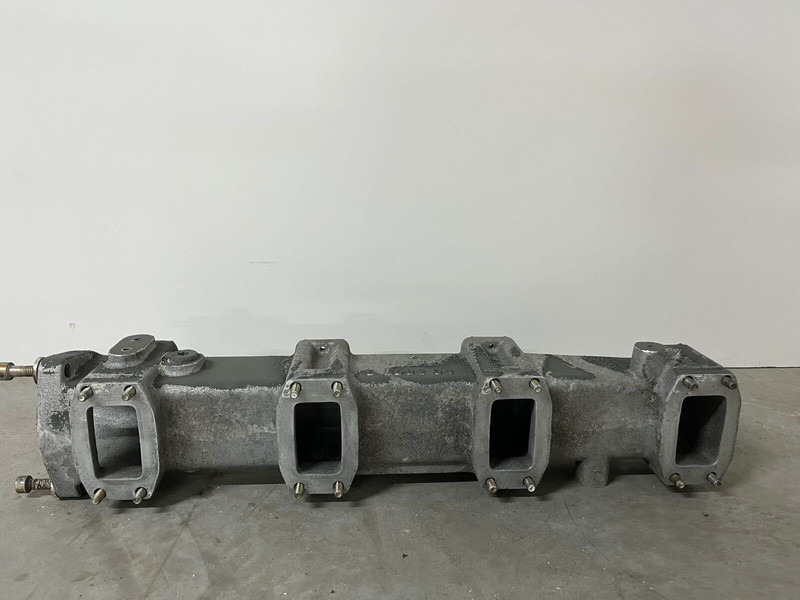 Liebherr A974 / P974 / R942 / R944 - Motor en onderdelen: afbeelding 4 Liebherr A974 / P974 / R942 / R944 - Motor en onderdelen: afbeelding 4