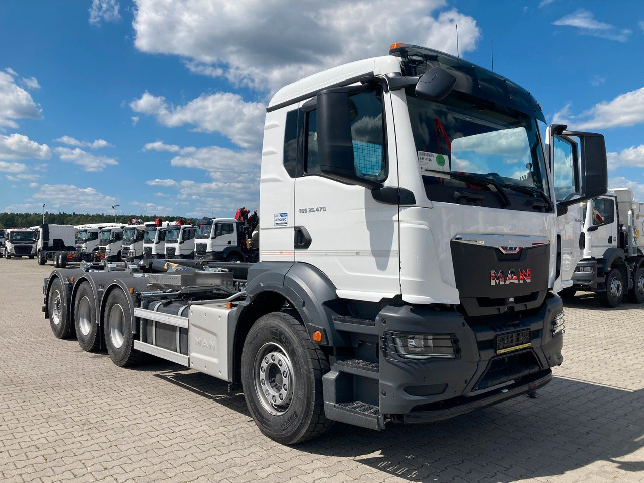 MAN TGS 35.480 TRIDEM HYVA 26-62-SKZ - Haakarmsysteem vrachtwagen: afbeelding 1 MAN TGS 35.480 TRIDEM HYVA 26-62-SKZ - Haakarmsysteem vrachtwagen: afbeelding 1
