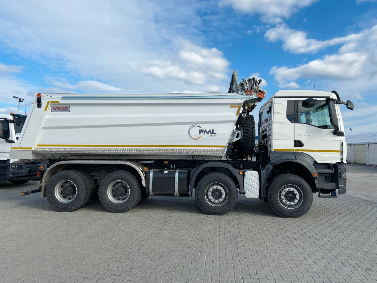 MAN TGS 41.400 8x4 EURO2 AUTOMAT TIPPER CR. SYSTEM - Kipper vrachtwagen: afbeelding 4 MAN TGS 41.400 8x4 EURO2 AUTOMAT TIPPER CR. SYSTEM - Kipper vrachtwagen: afbeelding 4