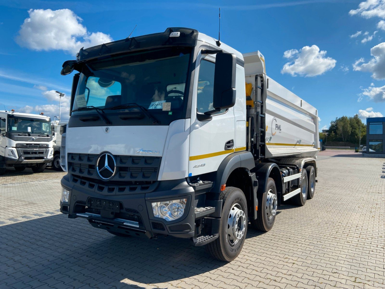 Mercedes-Benz Arocs 4243 8x4 FML KIPPER 20 M3 - Kipper vrachtwagen: afbeelding 2 Mercedes-Benz Arocs 4243 8x4 FML KIPPER 20 M3 - Kipper vrachtwagen: afbeelding 2