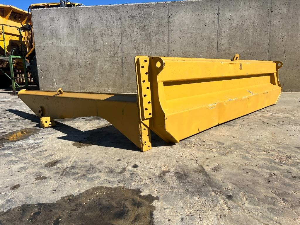 CAT 735 - Laadklep: afbeelding 1 CAT 735 - Laadklep: afbeelding 1