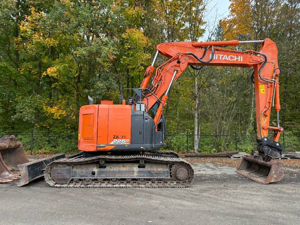 Hitachi ZX 225 US LC-6  - Rupsgraafmachine: afbeelding 5 Hitachi ZX 225 US LC-6  - Rupsgraafmachine: afbeelding 5