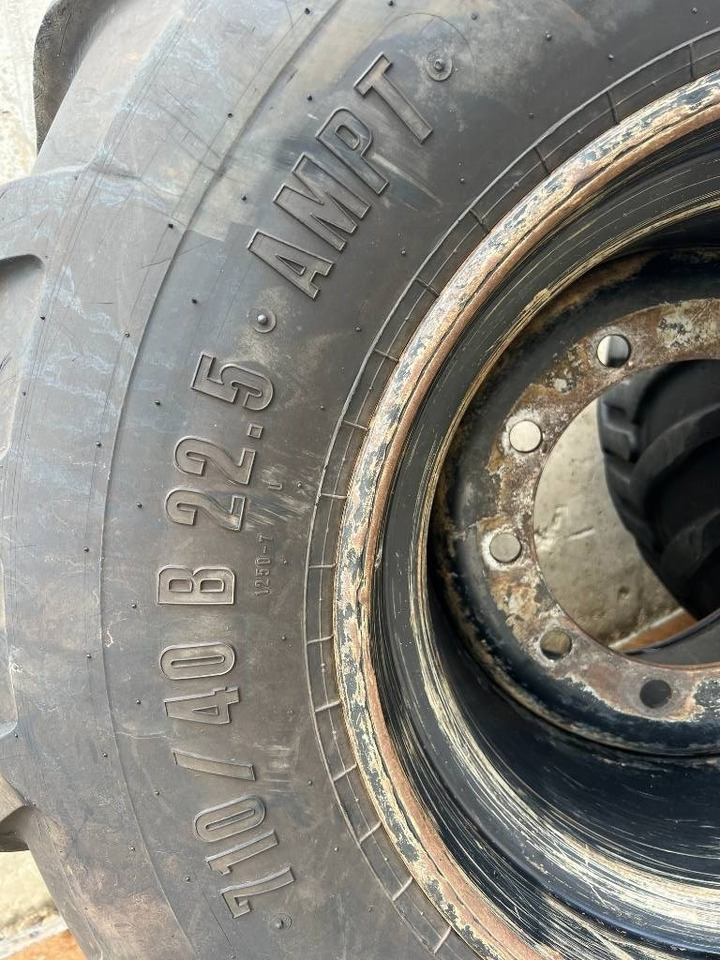 Trelleborg 710/40B22.5 AMPT - Band voor Bouwmachine: afbeelding 4 Trelleborg 710/40B22.5 AMPT - Band voor Bouwmachine: afbeelding 4