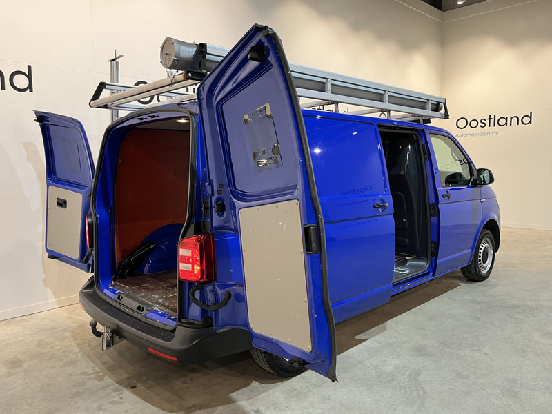 Volkswagen Transporter 2.0 TDI L2H1 / Van Den Born Glasresteel / Euro 6 / Airco / Glastransporter / Cruise Control / Trekhaak / Imperiaal / CarPlay / Navigatie / PDC / 83.500 KM !! - Bestelwagen: afbeelding 4 Volkswagen Transporter 2.0 TDI L2H1 / Van Den Born Glasresteel / Euro 6 / Airco / Glastransporter / Cruise Control / Trekhaak / Imperiaal / CarPlay / Navigatie / PDC / 83.500 KM !! - Bestelwagen: afbeelding 4