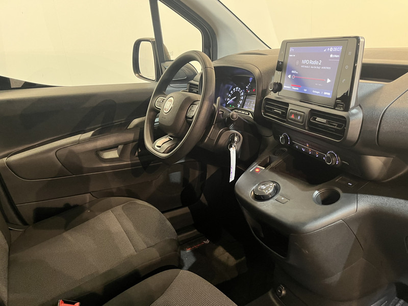 Fiat Doblò 1.5D 130pk L1 Automaat / Euro 6 / Airco / Cruise Control / CarPlay / Camera / 3-Zits / 13.300 KM !! - Kleine bestelwagen: afbeelding 3 Fiat Doblò 1.5D 130pk L1 Automaat / Euro 6 / Airco / Cruise Control / CarPlay / Camera / 3-Zits / 13.300 KM !! - Kleine bestelwagen: afbeelding 3