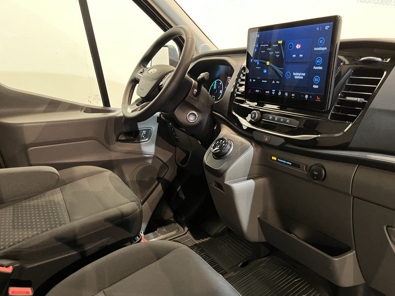 Ford E-Transit 350 L2H2 Trend 68 kWh 184 PK / 100% elektrisch !! / Airco / Cruise Control / CarPlay / Camera / Navigatie / 3-Zits / 220 KM !! Z.G.A.N. ! - Gesloten bestelwagen, Elektrische bedrijfswagen: afbeelding 3 Ford E-Transit 350 L2H2 Trend 68 kWh 184 PK / 100% elektrisch !! / Airco / Cruise Control / CarPlay / Camera / Navigatie / 3-Zits / 220 KM !! Z.G.A.N. ! - Gesloten bestelwagen, Elektrische bedrijfswagen: afbeelding 3