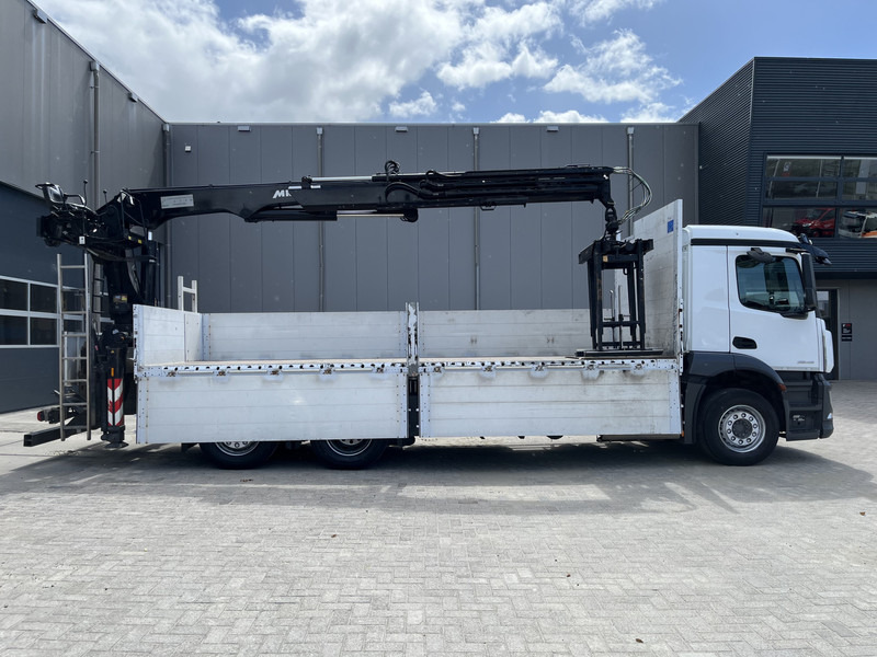 Mercedes-Benz ANTOS 2546 6X2 Bouwstoffenauto / Open laadbak vv KRAAN MKG HLK 221-3 met Palletklem - Vrachtwagen met open laadbak, Kraanwagen: afbeelding 3 Mercedes-Benz ANTOS 2546 6X2 Bouwstoffenauto / Open laadbak vv KRAAN MKG HLK 221-3 met Palletklem - Vrachtwagen met open laadbak, Kraanwagen: afbeelding 3