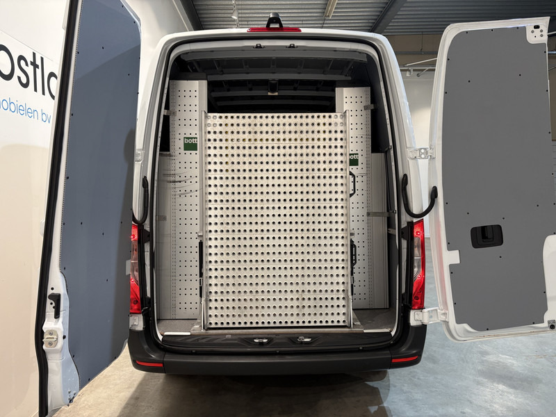 Mercedes-Benz Sprinter 311 CDI L2H2 / Euro 6 / Servicebus / Bott inrichting / 220V / Airco / Oprijplaat / Compressor / CarPlay / Camera / 85.395 KM !! - Gesloten bestelwagen: afbeelding 4 Mercedes-Benz Sprinter 311 CDI L2H2 / Euro 6 / Servicebus / Bott inrichting / 220V / Airco / Oprijplaat / Compressor / CarPlay / Camera / 85.395 KM !! - Gesloten bestelwagen: afbeelding 4
