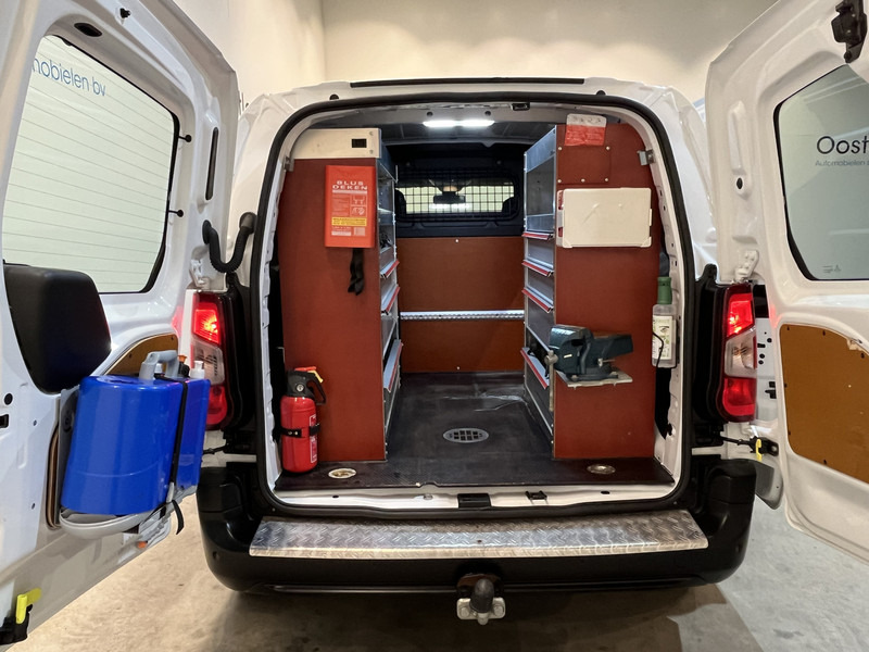 Opel Combo 1.5D L1H1 Edition Servicebus / Inrichting / Euro 6 / Airco / Cruise Control / Trekhaak / Navigatie / CarPlay / PDC / 55.000 KM !! - Kleine bestelwagen: afbeelding 4 Opel Combo 1.5D L1H1 Edition Servicebus / Inrichting / Euro 6 / Airco / Cruise Control / Trekhaak / Navigatie / CarPlay / PDC / 55.000 KM !! - Kleine bestelwagen: afbeelding 4