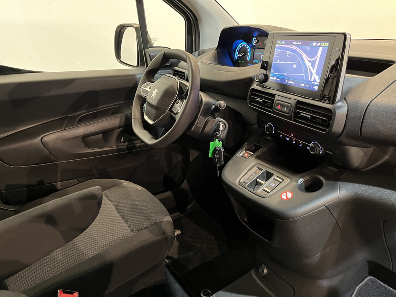 Peugeot e-Partner Premium Long 50 kWh / 100% Elektrisch / Airco / Cruise Control / PDC / Navigatie / CarPlay/ 2.500 KM !! - Kleine bestelwagen, Elektrische bedrijfswagen: afbeelding 3 Peugeot e-Partner Premium Long 50 kWh / 100% Elektrisch / Airco / Cruise Control / PDC / Navigatie / CarPlay/ 2.500 KM !! - Kleine bestelwagen, Elektrische bedrijfswagen: afbeelding 3