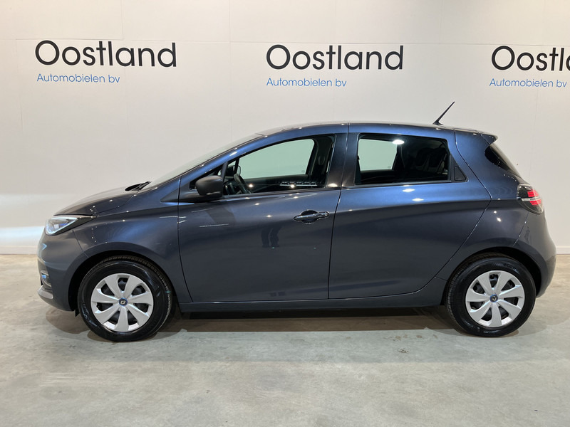 Renault ZOE R110 Life 52 kWh (Incl. Accu) / CarPlay / Airco / Cruise Control / 34.000 KM !! Prijs ex BTW € 11.530,- - Hatchback: afbeelding 2 Renault ZOE R110 Life 52 kWh (Incl. Accu) / CarPlay / Airco / Cruise Control / 34.000 KM !! Prijs ex BTW € 11.530,- - Hatchback: afbeelding 2