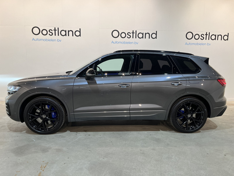 Volkswagen Touareg R 3.0 TSi 462 PK eHybrid 4MOTION Full Options / Luchtvering / IQ Matrix / 360 Camera / Panoramadak / Head-Up / Leder / Stoelventilatie / Stoelverwarming - SUV: afbeelding 3 Volkswagen Touareg R 3.0 TSi 462 PK eHybrid 4MOTION Full Options / Luchtvering / IQ Matrix / 360 Camera / Panoramadak / Head-Up / Leder / Stoelventilatie / Stoelverwarming - SUV: afbeelding 3